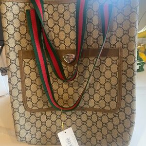 Gucci Tote Bag in Brown/Beige with Red and Green Straps, Authentic